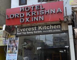 Lord Krishna Hotel Dx. Inn Dış Mekan