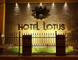 Hotel Lotus Dış Mekan