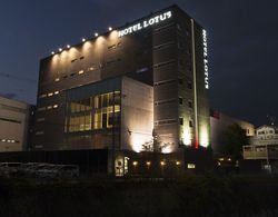 Hotel Lotus Toyonaka - Adults Only Dış Mekan