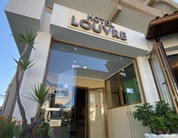 Louvre Hotel Dış Mekan