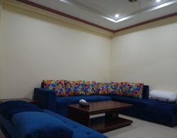 Lovely 2-bed Apartment in Rawalpindi Oda Düzeni