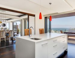 Lovely Camps Bay Holiday Villa With Private Pool Sekoma Oda