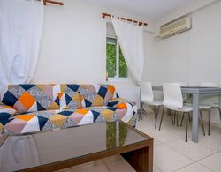 Lovely Cozy Discrete Apartment in Orestiada Oda Düzeni