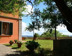 Lovely Holiday Home in Montefiridolfi With Hill View Konum Öne Çıkanlar