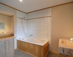 Lovely House With Much Luxury and Comfort Banyo Tipleri