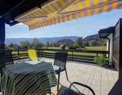 Lovely Apartment in Bled near Lake Oda Düzeni