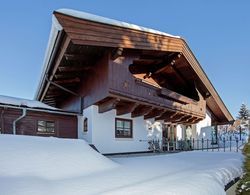 Lovely Apartment in Sankt Johann in Tyrol near Ski Slopes Dış Mekan