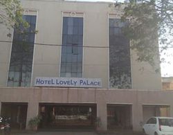Hotel Lovely Palace Dış Mekan
