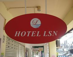 LSN Hotel Taman Connaught Dış Mekan