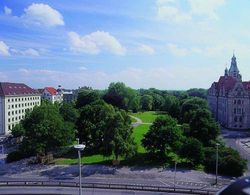 LÜHMANN'S Hotel am Rathaus Genel