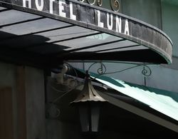 Hotel Luna Dış Mekan