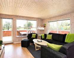 Luring Holiday Home in Lønstrup With Sauna İç Mekan