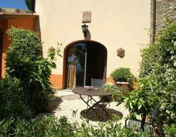 Lush Holiday Home in Tavarnelle Val di Pesa With Shared Pool Oda Düzeni
