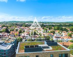 Lush Apartment - London Designer Outlet Dış Mekan