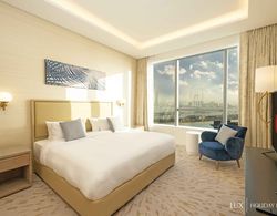 LUX Iconic Views at Palm Tower Suite 1 Oda Manzaraları