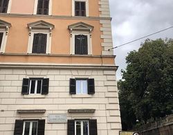 LUX suites in Roma Dış Mekan