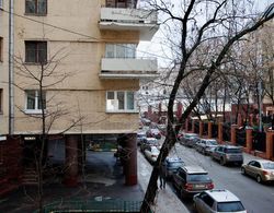 LUXKV Apartment on Sivtsev Vrazhek Dış Mekan