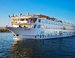 Luxor Nile Cruises Öne Çıkan Resim