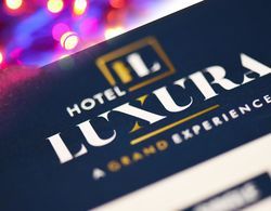 Hotel Luxura Dış Mekan
