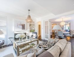 Luxurious 3-bed Apartment in London İç Mekan