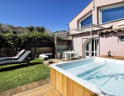 Luxurious Holiday Home in Acireale with Hot Tub Dış Mekan