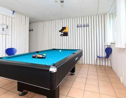 Luxurious Holiday Home in Haderslev With Swimming Pool İç Mekan