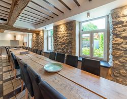 Luxurious Holiday Home in Melreux-hotton With Sauna Yerinde Yemek