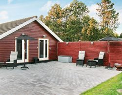 Luxurious Holiday Home in Rødby With Sauna Dış Mekan