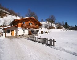 Luxurious Apartment in Brixen im Thale Tyrol With Balcony Dış Mekan