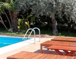 Luxurious Villa in Caltagirone Italy With Private Pool Havuz