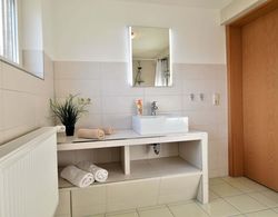 Luxurious Apartment in Gägelow With Garden Banyo Tipleri