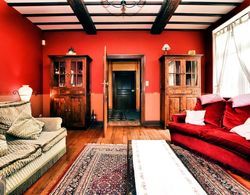 Luxurious Mansion in Houyet With Sauna Oda Düzeni