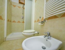 Luxurious Mansion in Sorrento With Garden Banyo Tipleri