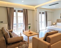 Luxurious minimal apartment in Acropolis Öne Çıkan Resim