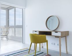 Luxurious Seaview Apartment in Estoril Dış Mekan