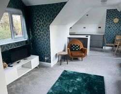 Luxury 3-bed Penthouse Apartment in Bournemouth Oda Düzeni