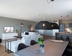 Luxury 3 Room Apartment in Scheveningen Yerinde Yemek