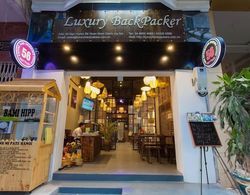 Luxury Backpackers Dış Mekan