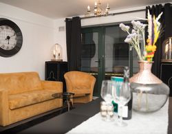 Luxury Executive Serviced Apartment Oda Düzeni