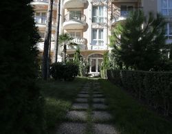 Luxury Apartment in Anastasia Palace Dış Mekan