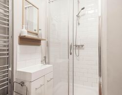 Luxury Apartment in Fitzrovia Near Oxford Street Banyo Tipleri