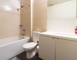 Luxury One Bedroom by Rogers Centre Banyo Tipleri