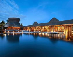 Luxury Pool Villa Resort İç Mekan