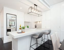 Luxury Sydney Apartment Mutfak
