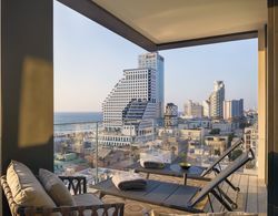 Luxury with Terrace & Sea View by FeelHome Oda Düzeni