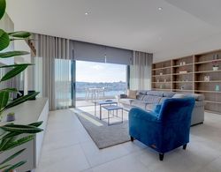 Luxury Apartment With Valletta and Harbour Views Oda