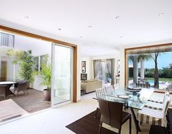 Luxury Villa Wprivate Pool, Sea Views, 6 Bedrooms14 Sleeps, Beach at 900 Meter Oda Düzeni
