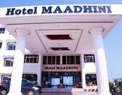 Hotel Maadhini Dış Mekan