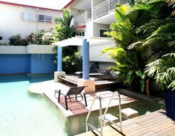 Macrossan House Boutique Holiday Apartments Genel