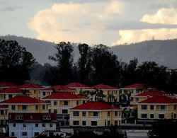 Madagascar Golden Peacock Hotel Öne Çıkan Resim